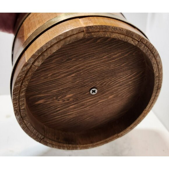 Vintage Basketville Putney Vermont Walnut Barrel and Nutcracker Pick Set - Picture 11 of 13